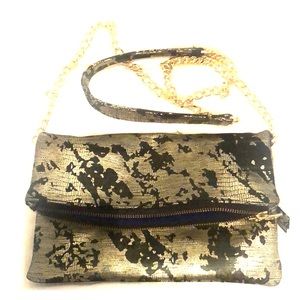 Kelly Wynne crossbody or clutch